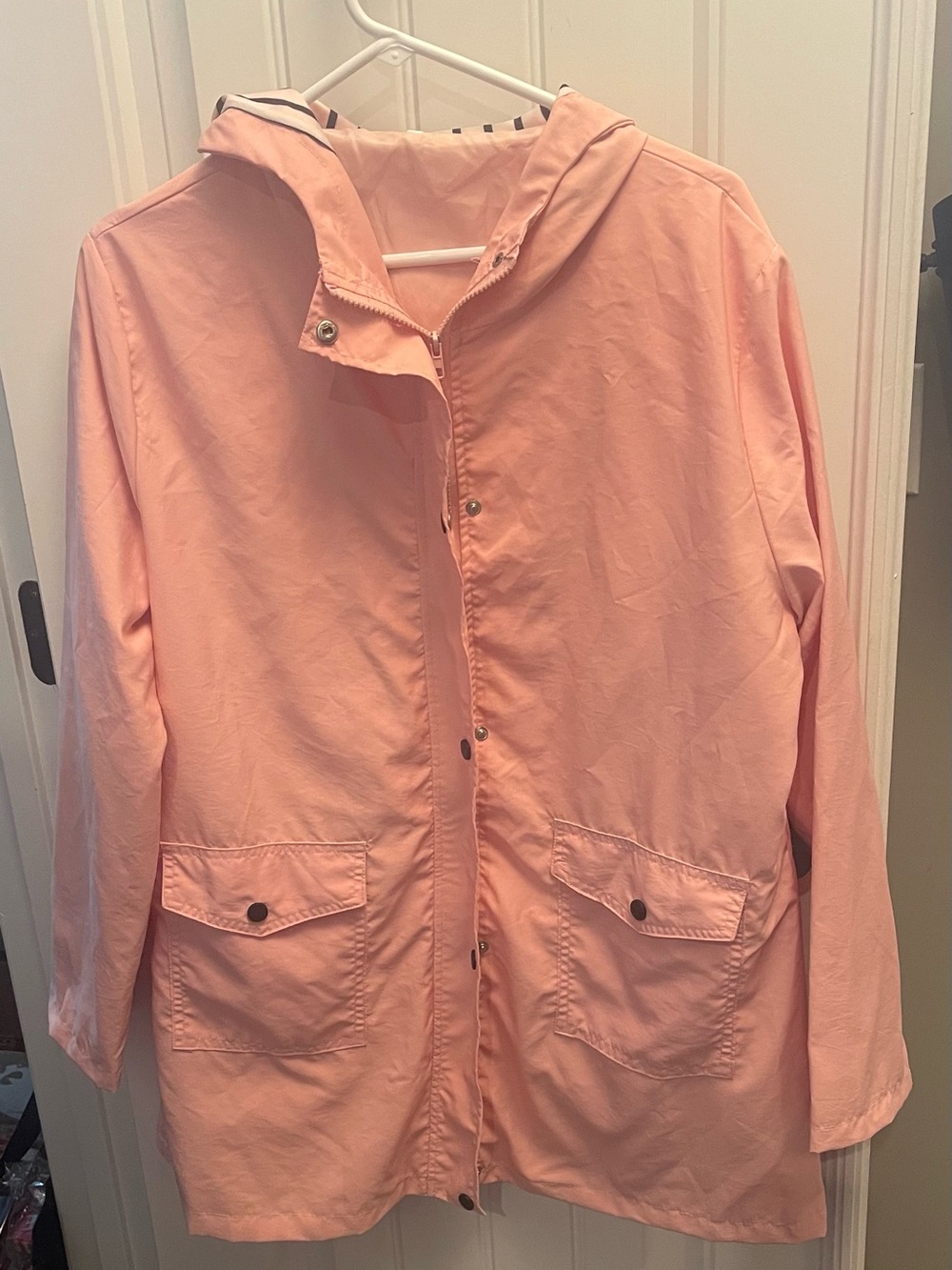 Women's Lightweight Pink Hooded Rain Jacket